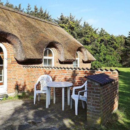 Three-Bedroom Holiday Home In Lokken 1 エクステリア 写真