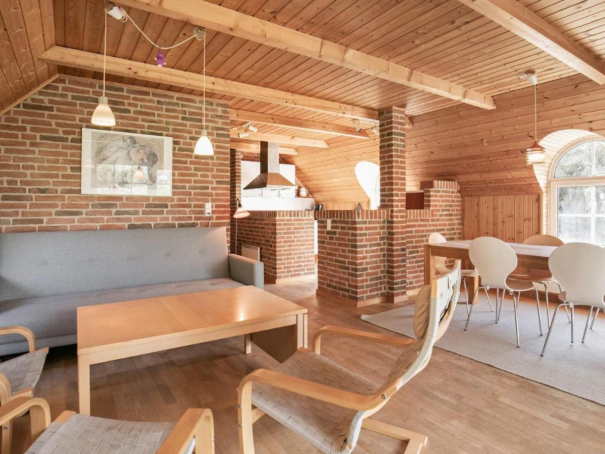 Three-Bedroom Holiday Home In Lokken 1 エクステリア 写真